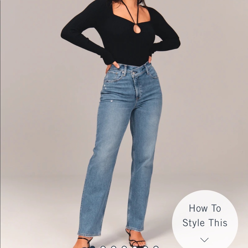 Abercrombie curve love 90s straights jeans. Size 26 short